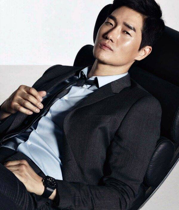 8 Ageless Korean Actors Above 40 With The Best Fashion Metro Style